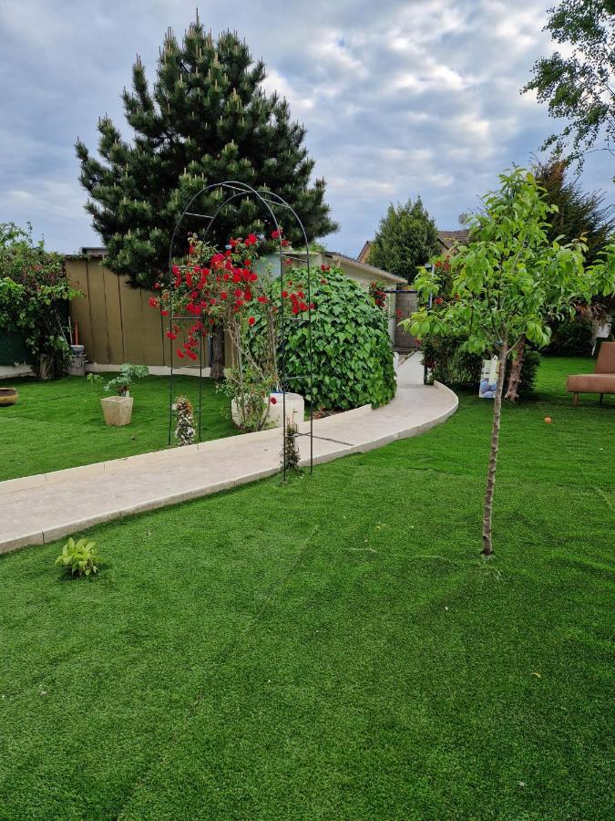 Studio Pratique Cdg/Villepinte/ Le Bourget Aulnay-sous-Bois Exterior foto